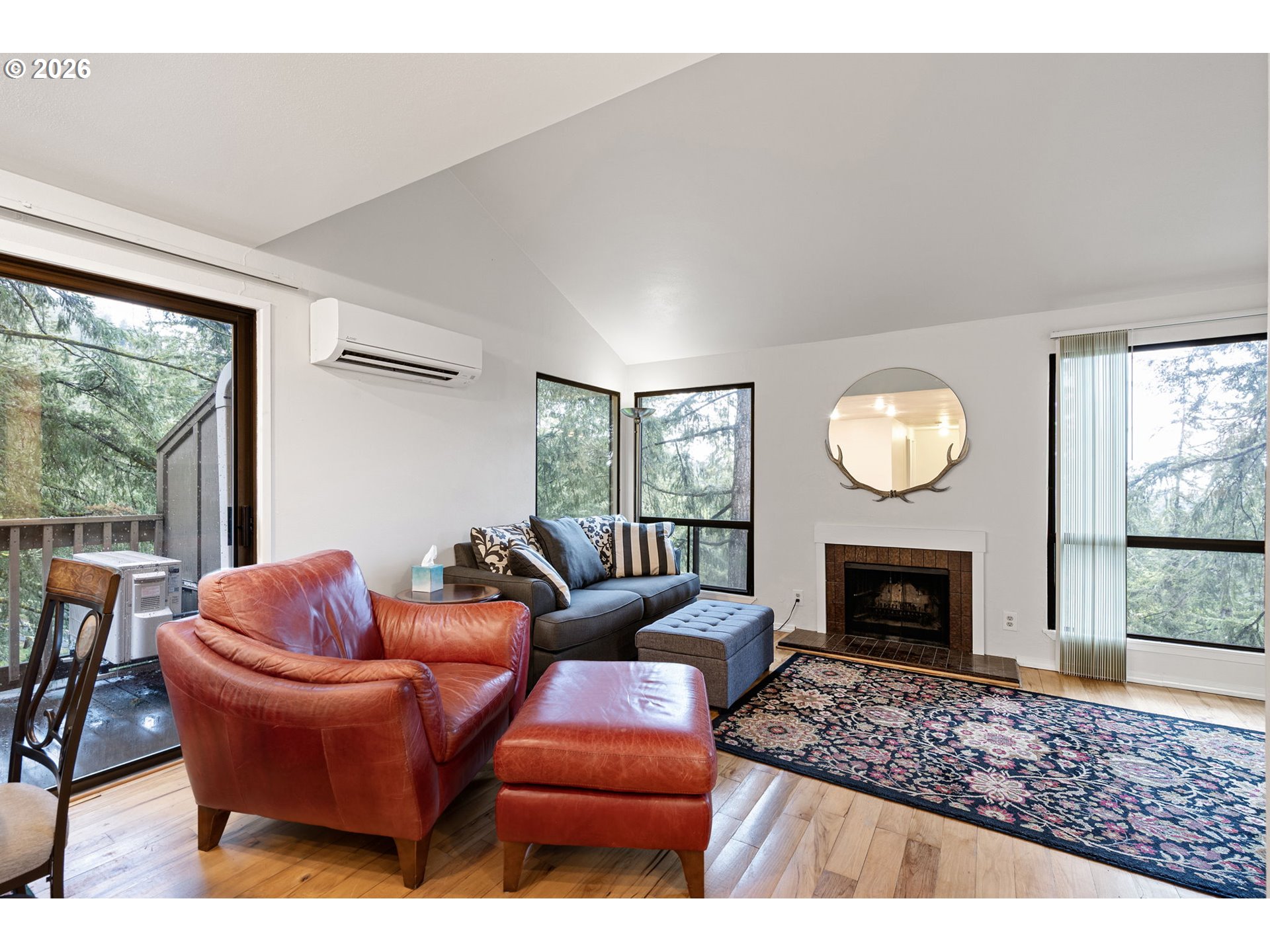 149 Treehill Loop Eugene, OR 97405 - Photo 4 of 40