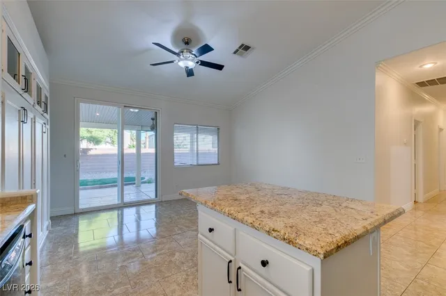 $1,900 | 669 Pacific Cascades Drive, Henderson, NV 89012