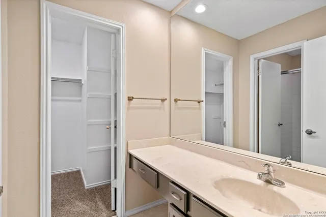 $1,800 | 2314 Wilderness Hill, San Antonio, TX 78231