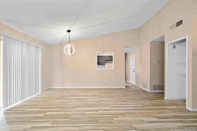 $1,800 | 2314 Wilderness Hill, San Antonio, TX 78231