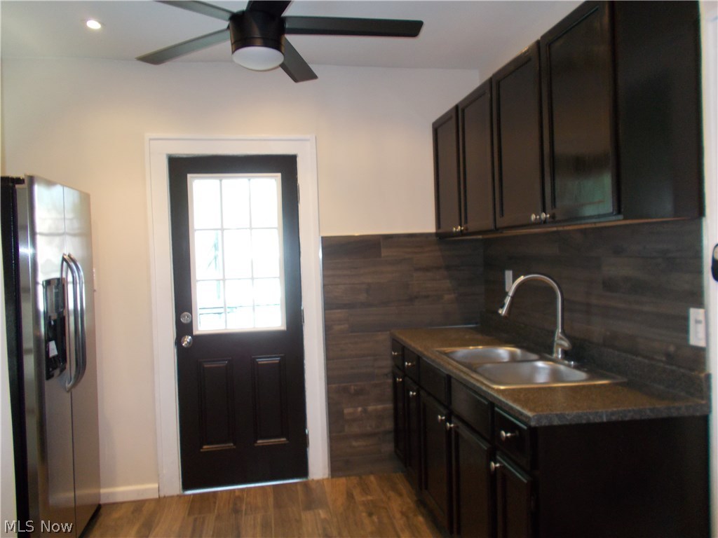 3891 Northampton Road Cleveland Heights, OH 44121 - Photo 12 of 29