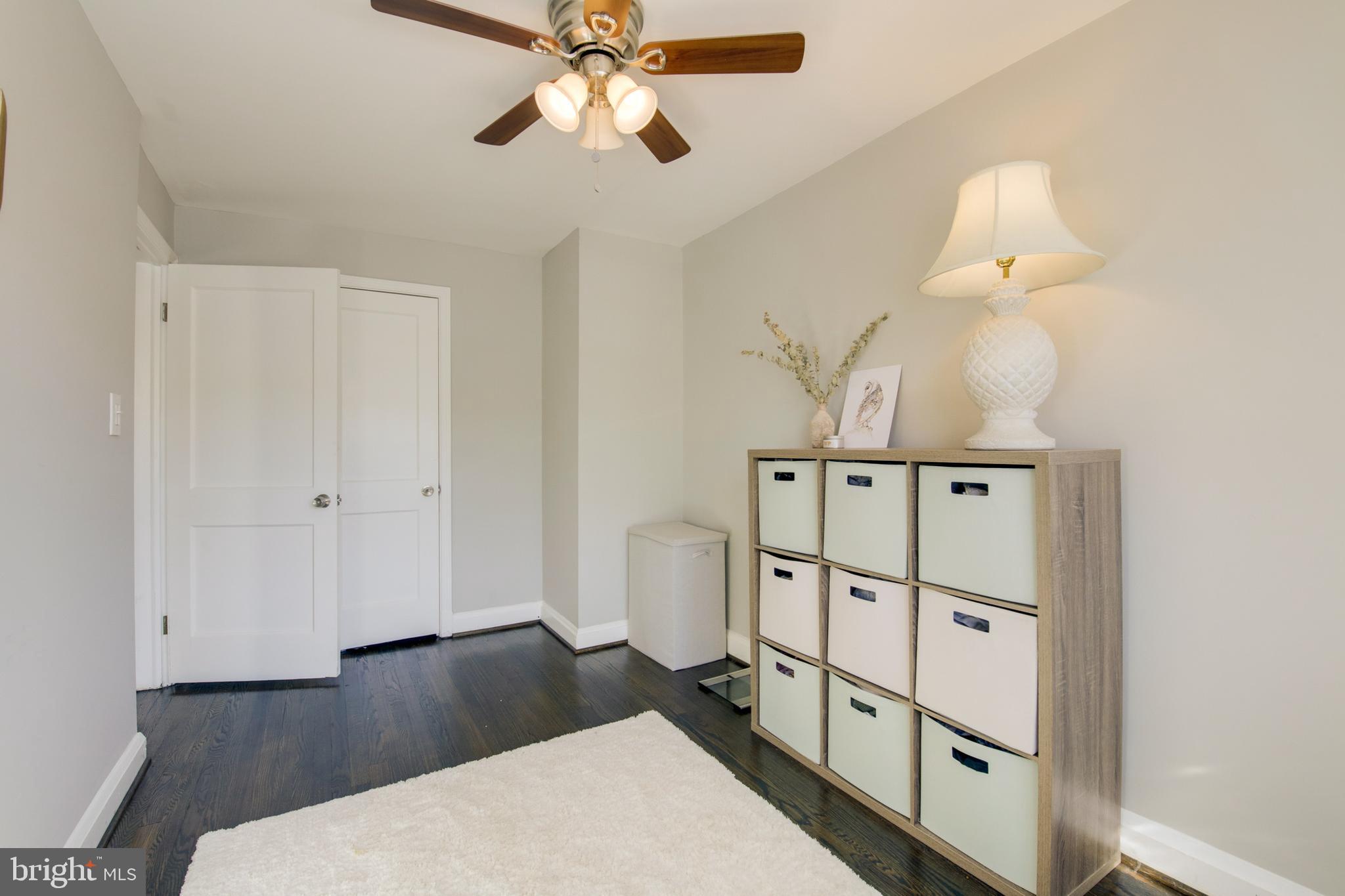 1054 Elm Road Baltimore, MD 21227 - Photo 23 of 35
