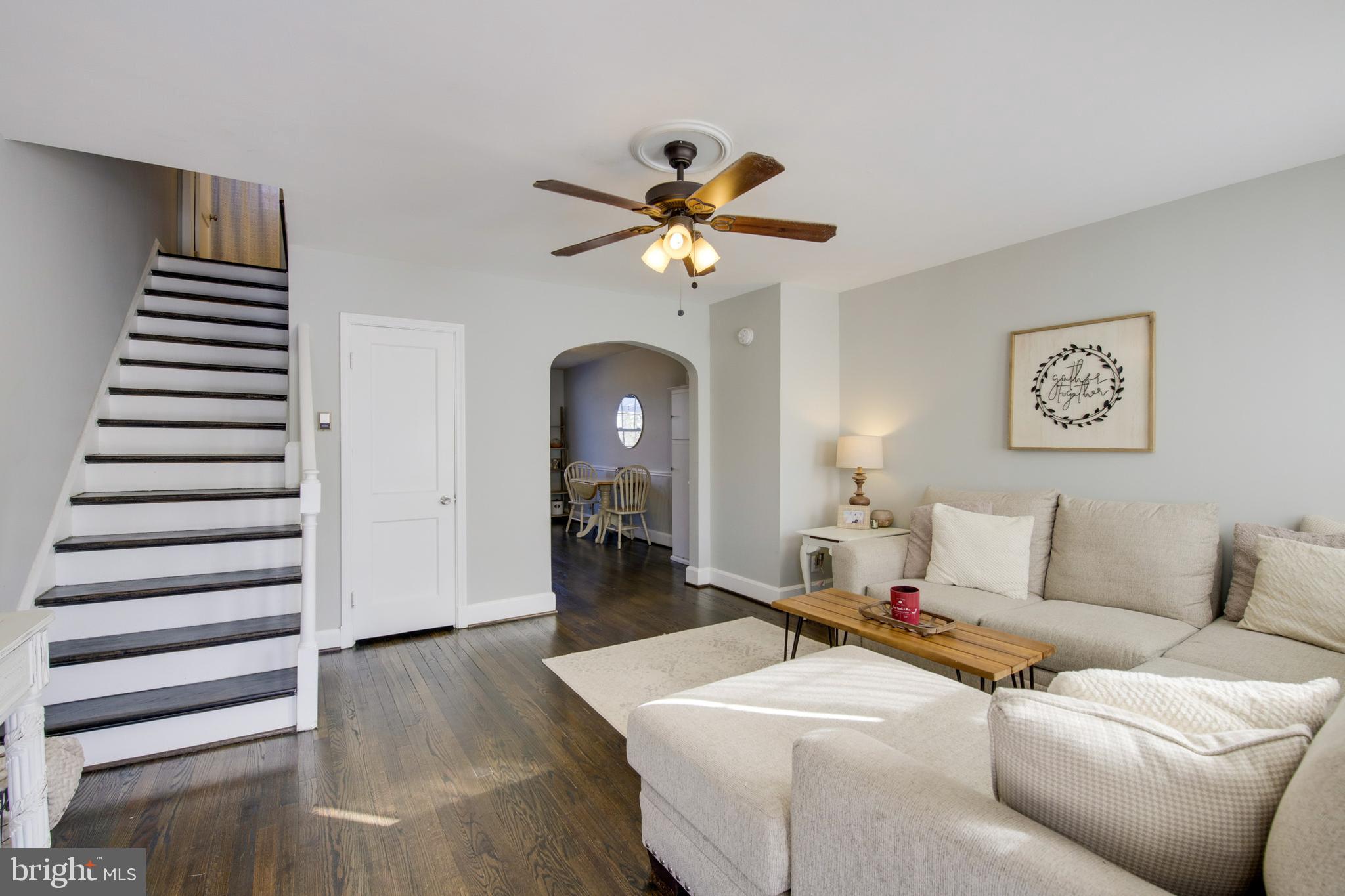 1054 Elm Road Baltimore, MD 21227 - Photo 5 of 35