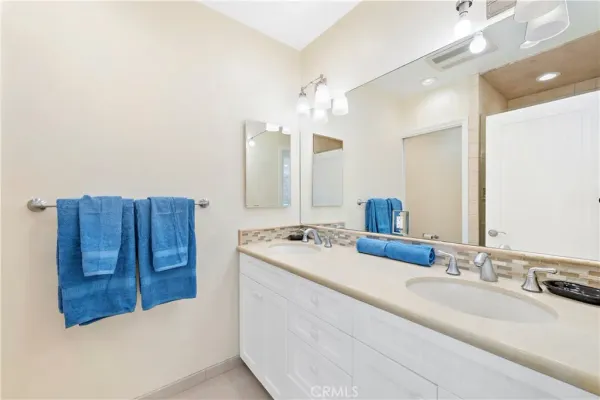 $10,000 | 1051 Gaviota Drive, Laguna Beach, CA 92651