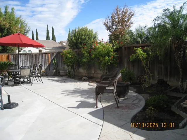 $369,000 | 824 El Tesoro Lane, Los Banos, CA 93635