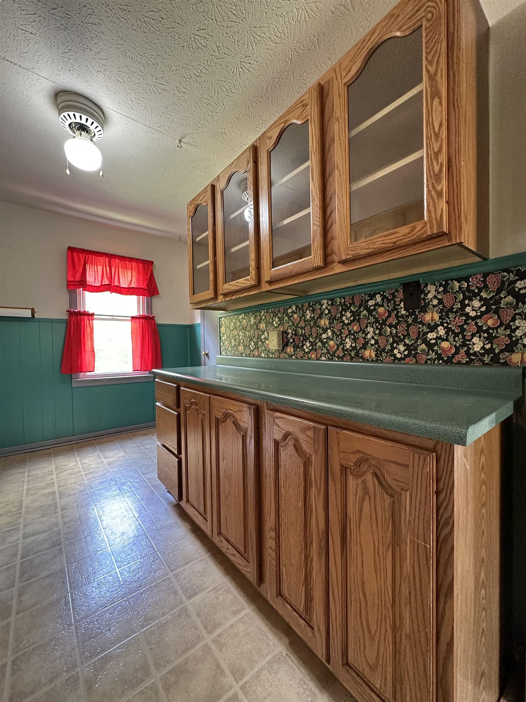 319 West Dog Ridge Road Ashland, KY 41102 - Photo 7 of 34
