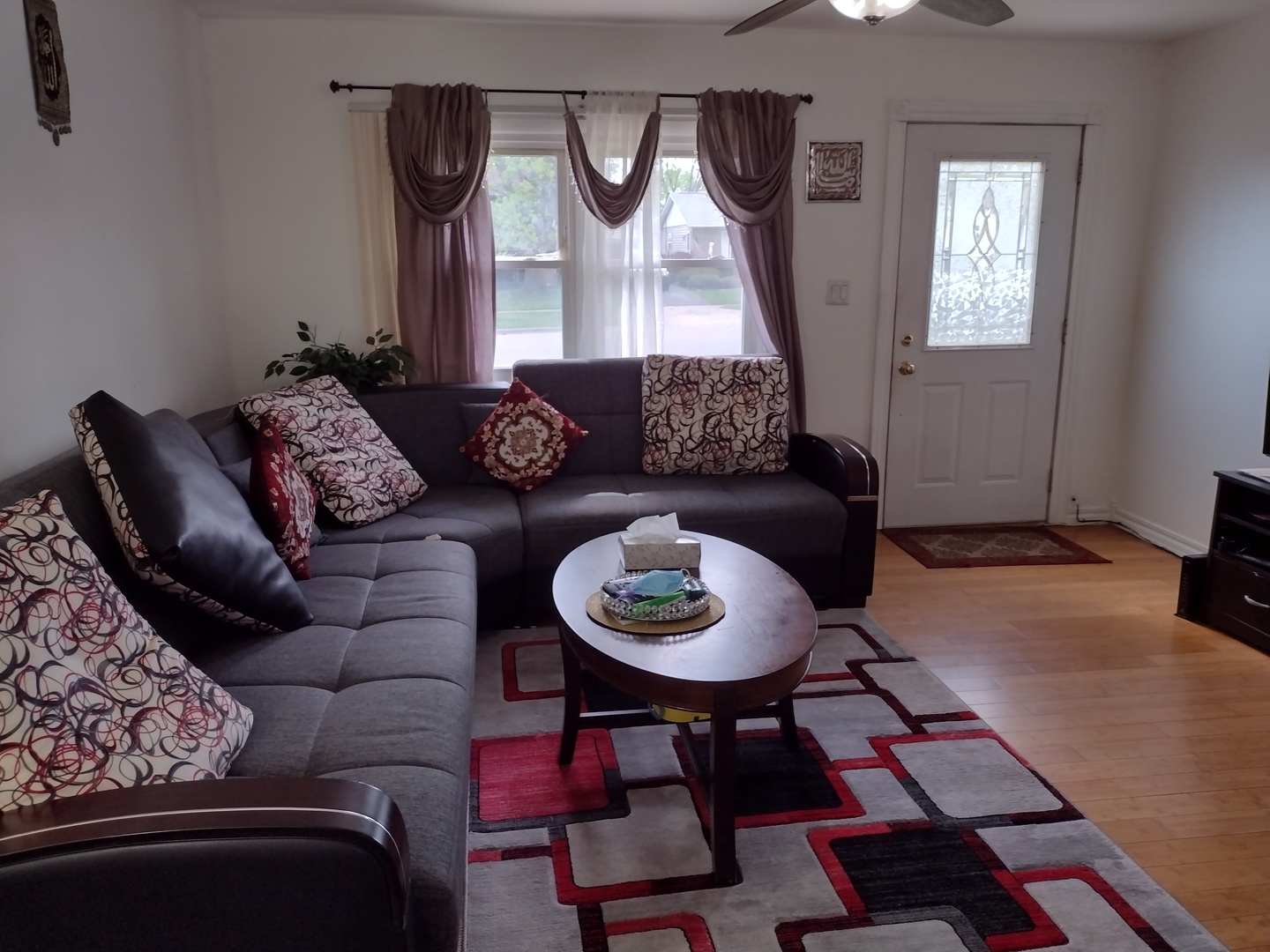 25 South Oltendorf Road Streamwood, IL 60107 - Photo 4 of 41