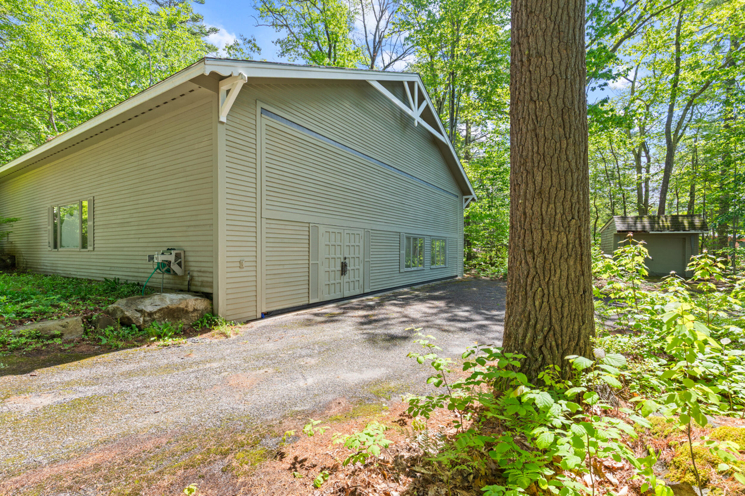 19 Tapley Cove Road Raymond, ME 04071 - Photo 95 of 112 9 tapley cove rd, raymond, me 04071, usa
