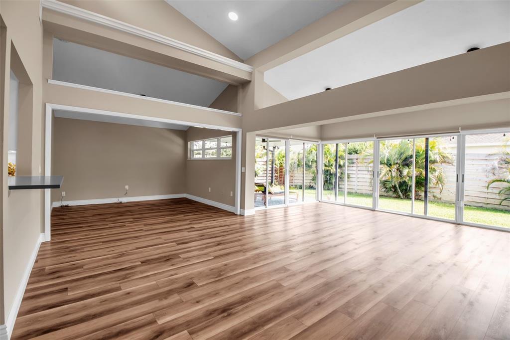 1471 Southland Road Venice, FL 34293 - Photo 14 of 90