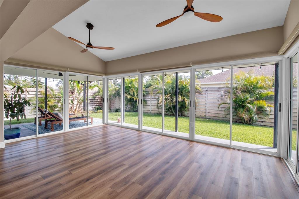 1471 Southland Road Venice, FL 34293 - Photo 20 of 90