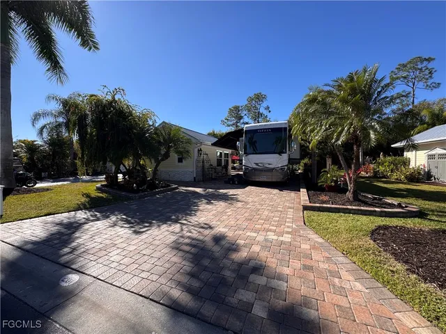 $385,000 | Lot 201-3024 Cupola Lane North, LaBelle, FL 33935