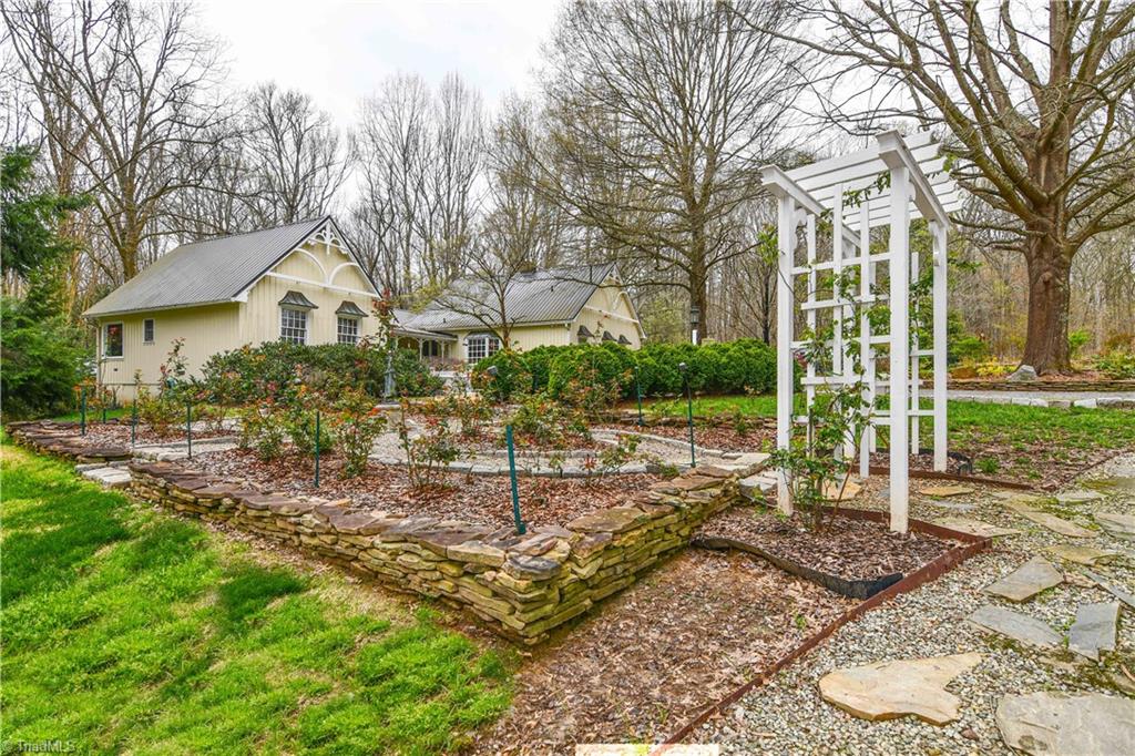 8101 Kelly Ford Road Oak Ridge, NC 27310 - Photo 4 of 30