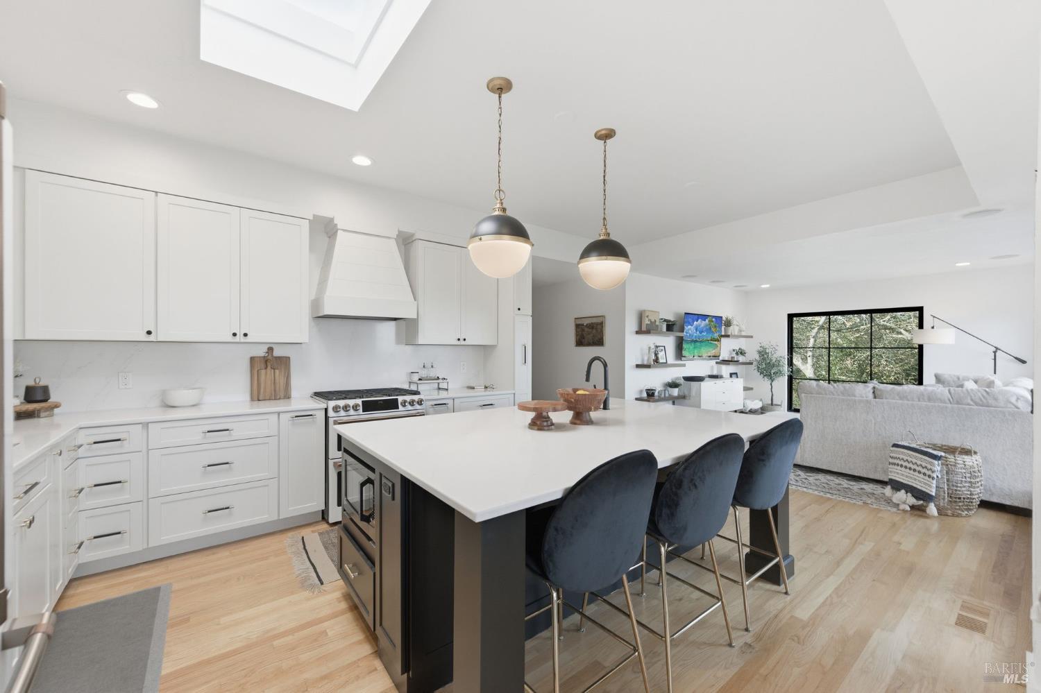 194 Maestro Road Novato, CA 94947 - Photo 10 of 44