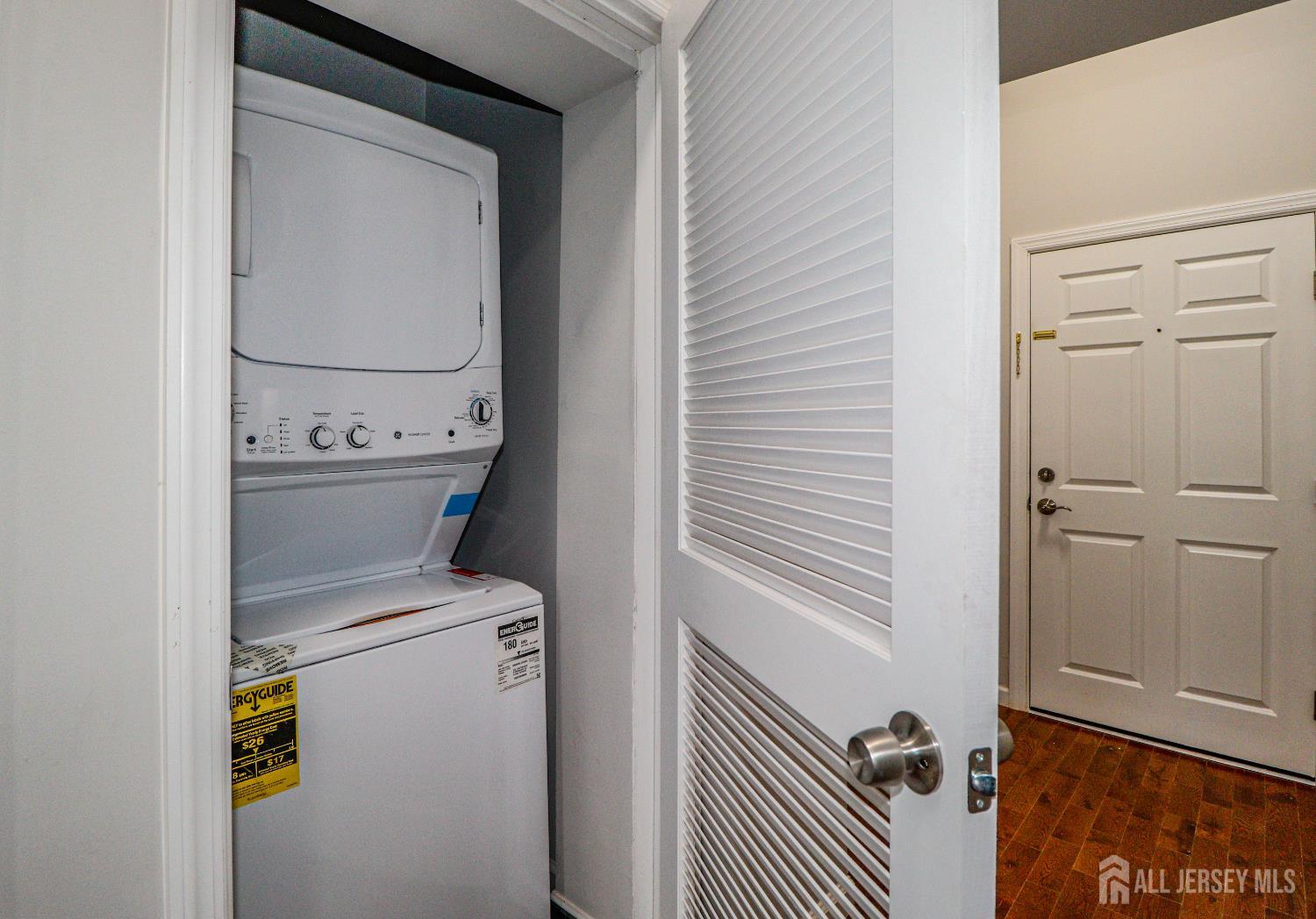 33 2nd Street Raritan, NJ 08869 - Photo 4 of 7