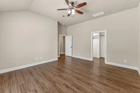 $625,000 | 325 Planter Pointe Drive, Normangee, TX 77871