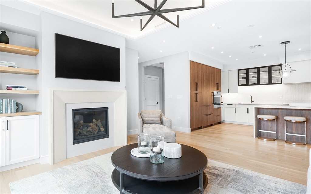 148 Weston Road, Unit 304 Wellesley, MA 02482 - Photo 4 of 33