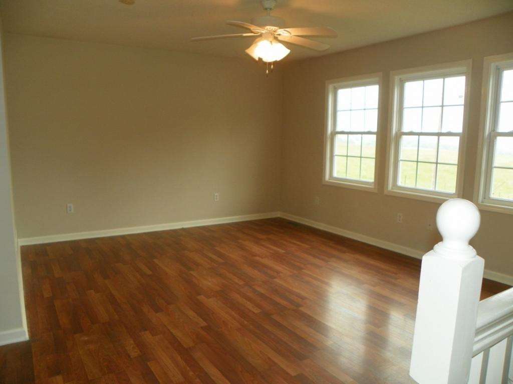 174 Kincheloe Road Fall Branch, TN 37656 - Photo 3 of 15 Photo 3