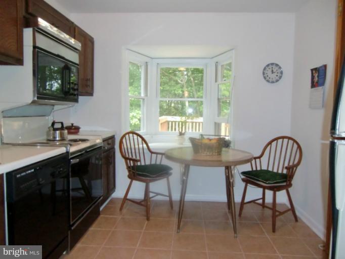 5606 Kirkham Court Springfield, VA 22151 - Photo 3 of 24 Kitchen