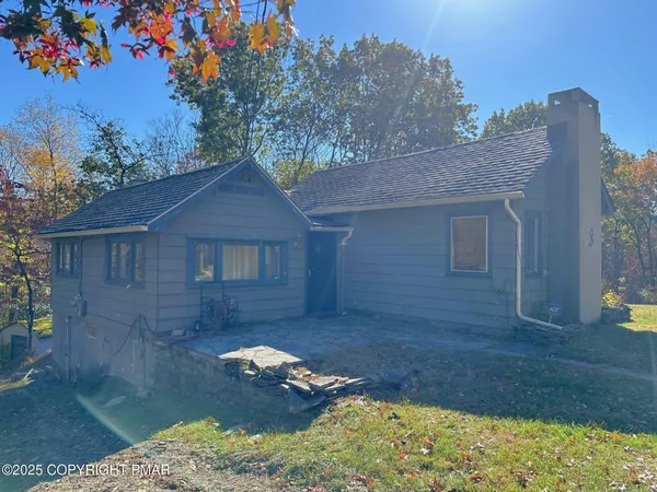 $2,000 | 220 Sage Lane, East Stroudsburg, PA 18301