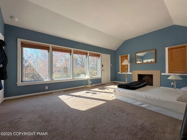 $2,000 | 220 Sage Lane, East Stroudsburg, PA 18301