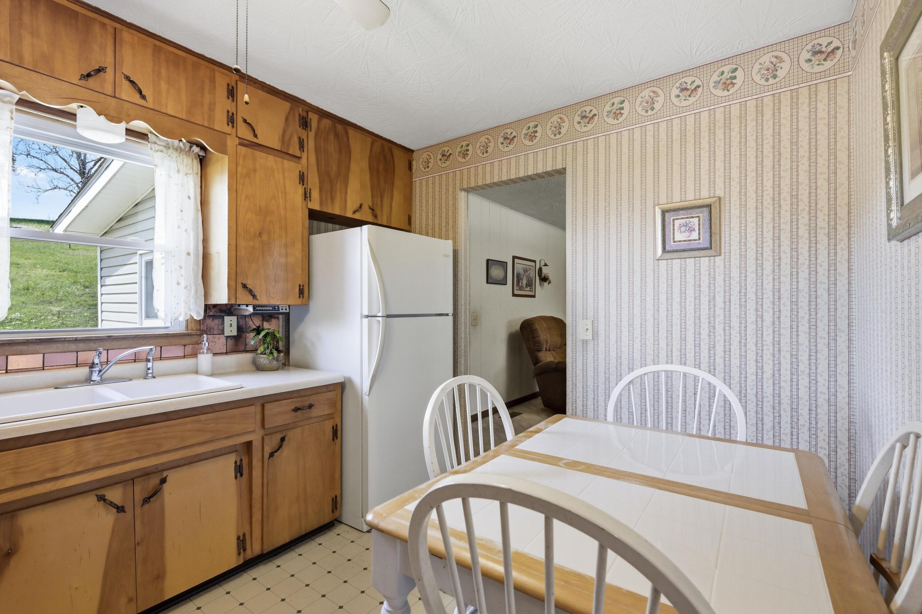 577 McNatt Road Neosho, MO 64850 - Photo 12 of 50 012
