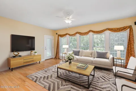 $615,000 | 940 Diamondhead Drive South, Pinehurst, NC 28374