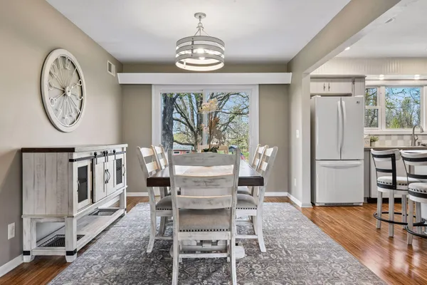 $499,900 | 15710 Highway 5, Norwood Young America, MN 55368