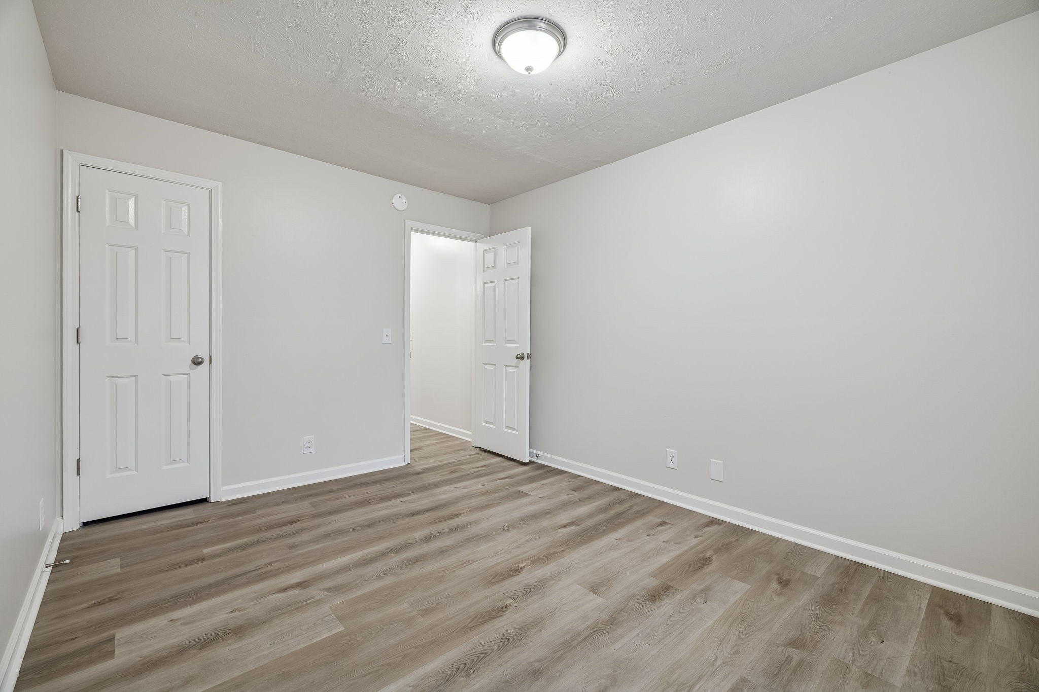 2607 Landrum Court, Unit 15 Springfield, TN 37172 - Photo 15 of 38 a view of an empty room