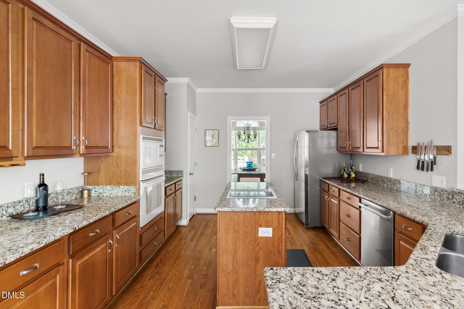 2901 Sunnystone Way Raleigh, NC 27613 - Photo 14 of 51 2901-Sunnystone-114