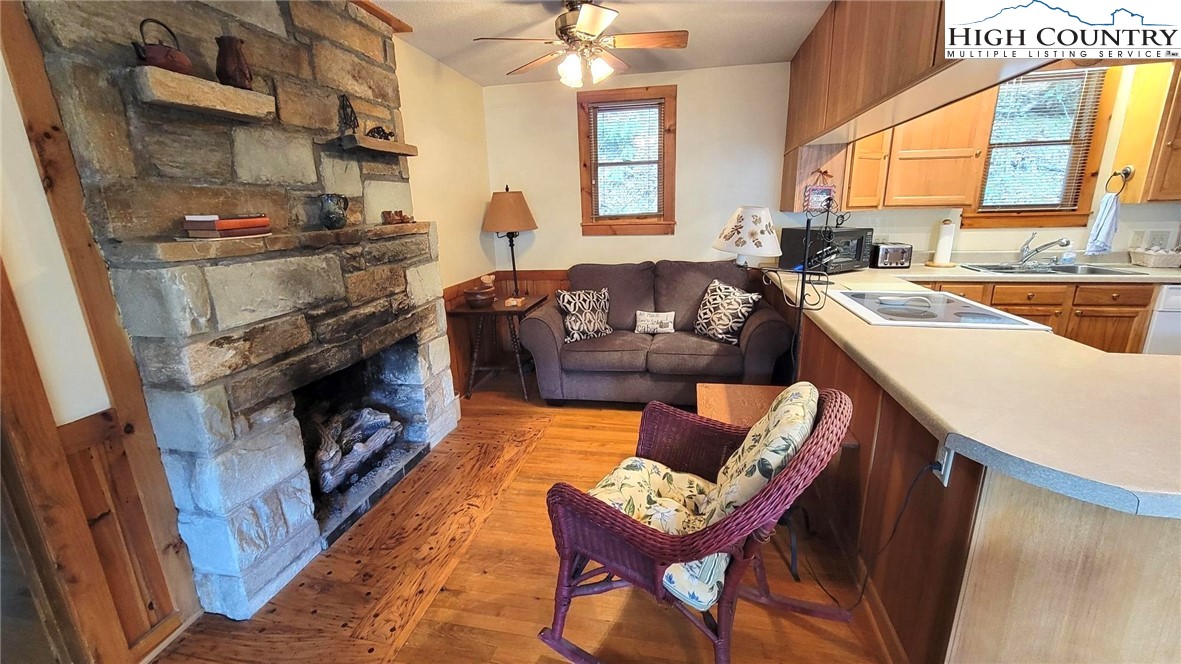 156 Azalea Hill Boone, NC 28607 - Photo 5 of 16