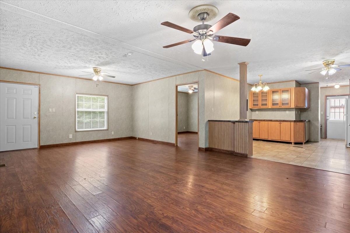 211 Old Stagecoach Road Erin, TN 37061 - Photo 11 of 33 Gallery Image 11