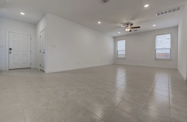 $2,195 | 424 Bristlecone Bend, Liberty Hill, TX 78642