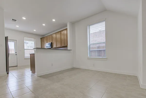 $2,195 | 424 Bristlecone Bend, Liberty Hill, TX 78642