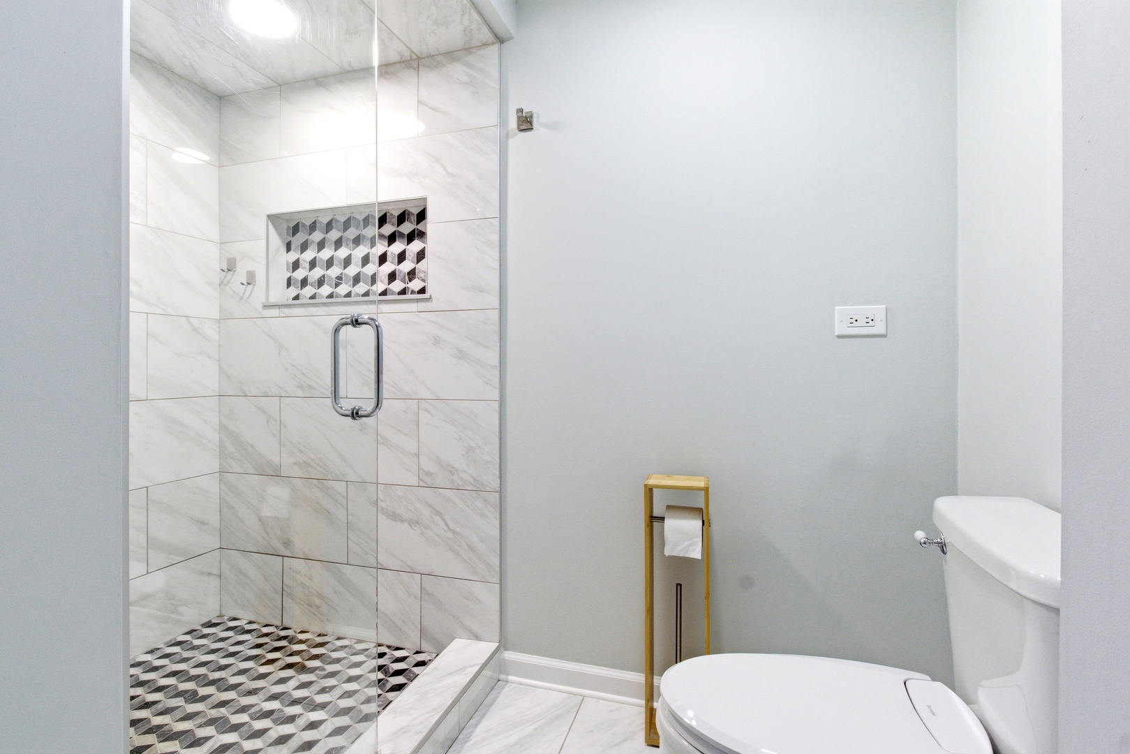 3-n550 Crown Road, Unit 1 Elmhurst, IL 60126 - Photo 15 of 23