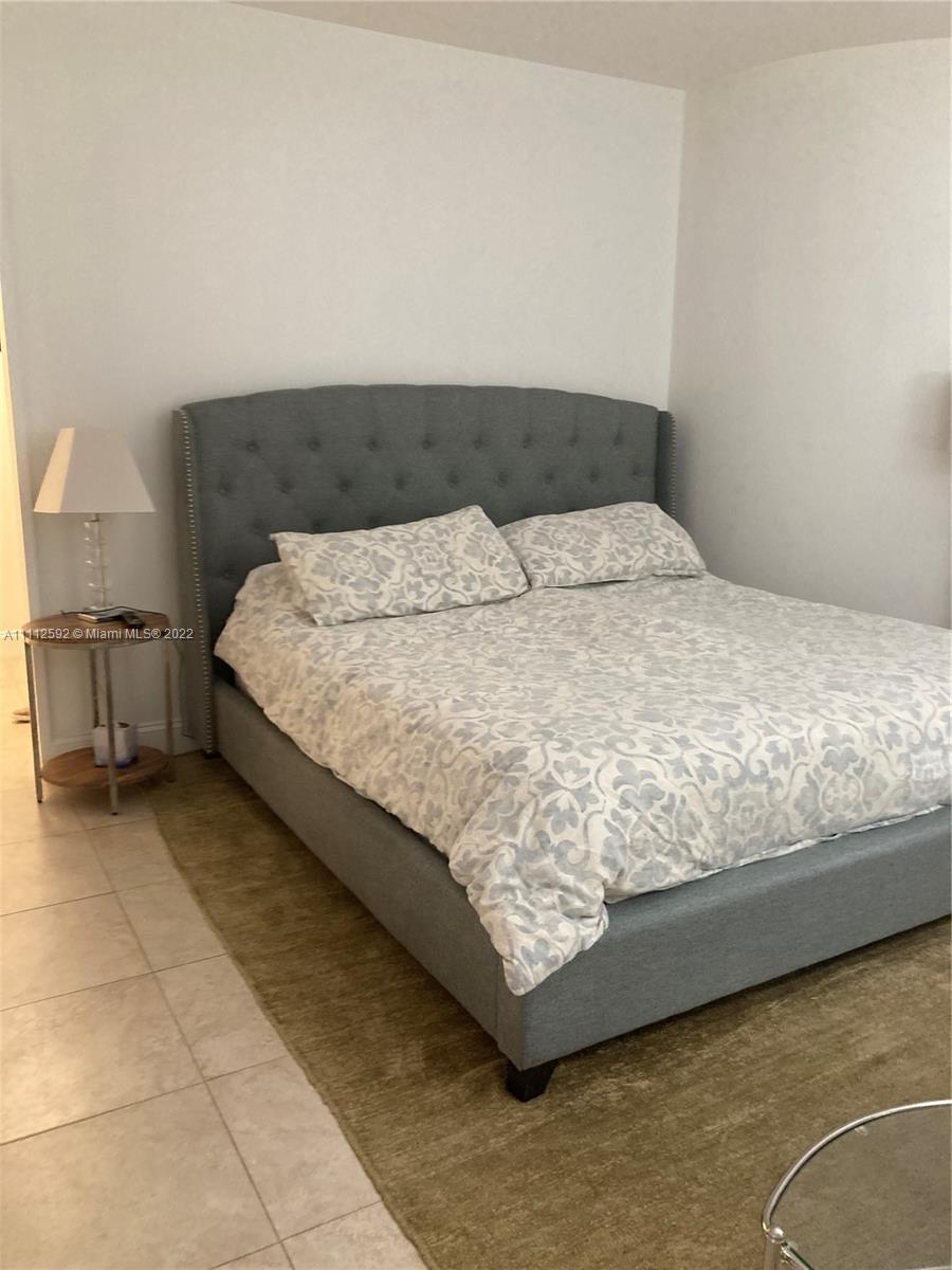 5161 Collins Avenue, Unit 210 Miami Beach, FL 33140 - Photo 13 of 23