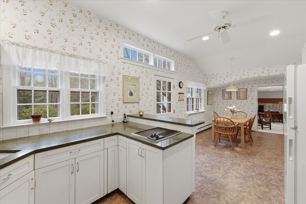 75 High Rock Street Needham, MA 02492 - Photo 8 of 31