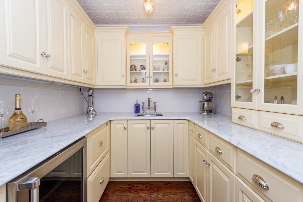 3 Westover Drive Lynnfield, MA 01940 - Photo 13 of 42