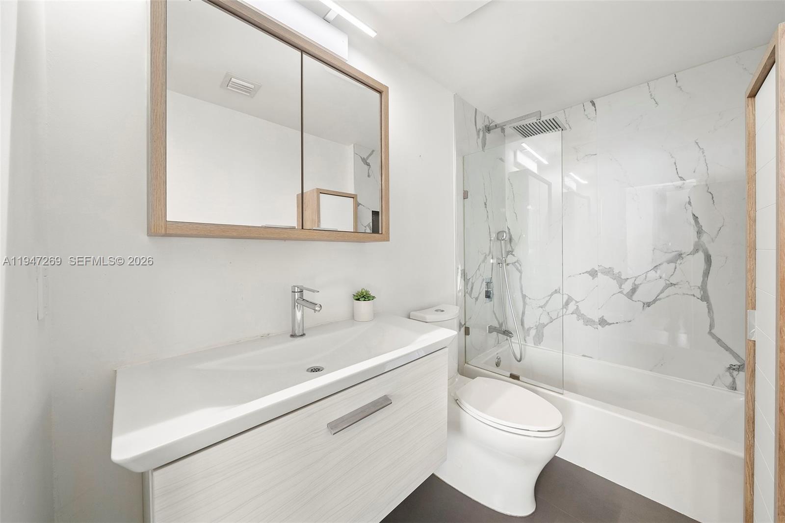 275 Northeast 18th Street, Unit 1207 Miami, FL 33132 - Photo 17 of 42