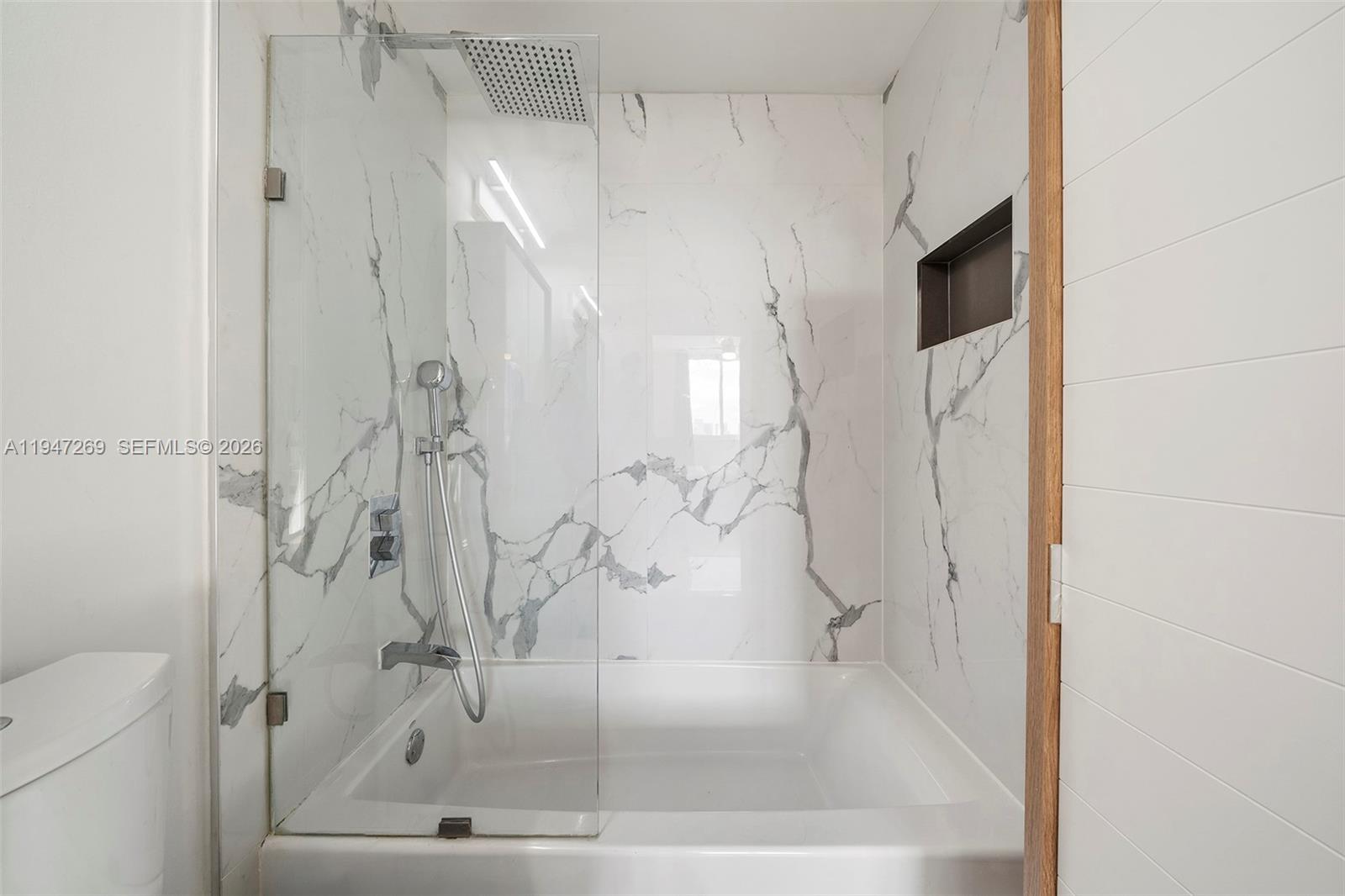 275 Northeast 18th Street, Unit 1207 Miami, FL 33132 - Photo 19 of 42