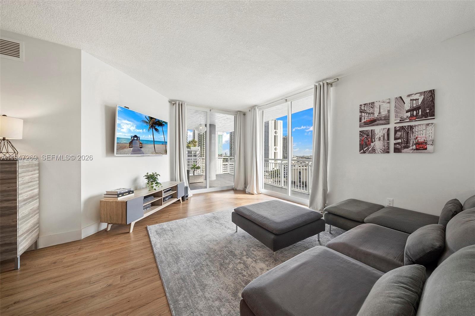 275 Northeast 18th Street, Unit 1207 Miami, FL 33132 - Photo 2 of 42