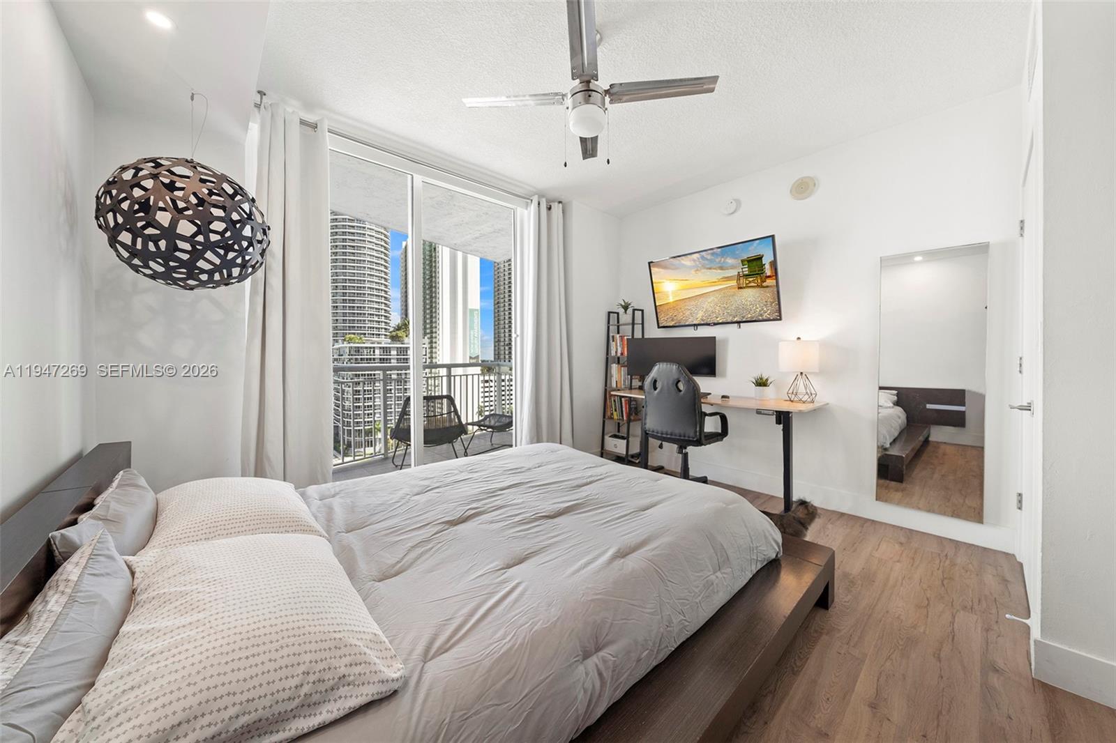 275 Northeast 18th Street, Unit 1207 Miami, FL 33132 - Photo 23 of 42