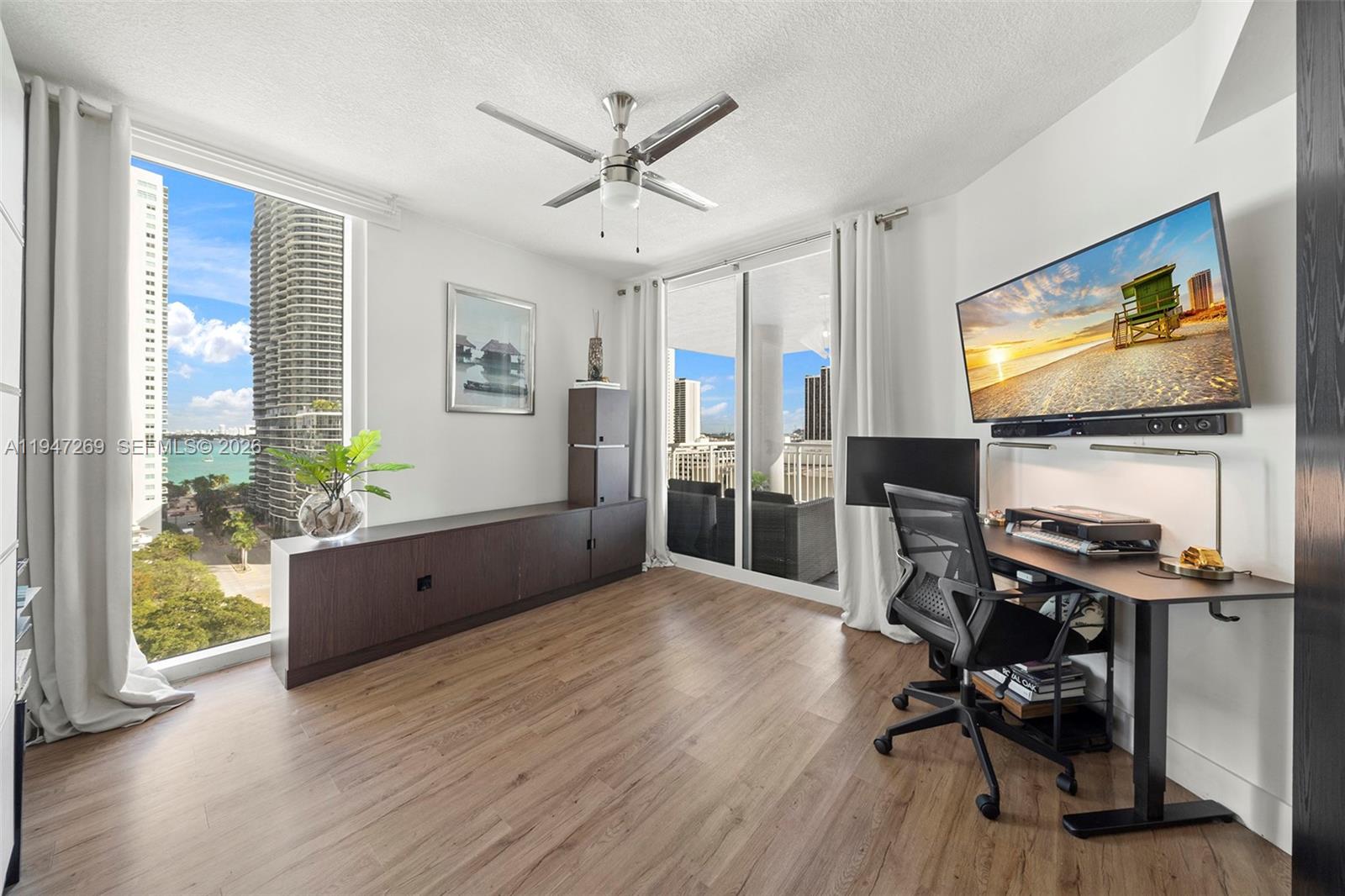 275 Northeast 18th Street, Unit 1207 Miami, FL 33132 - Photo 28 of 42