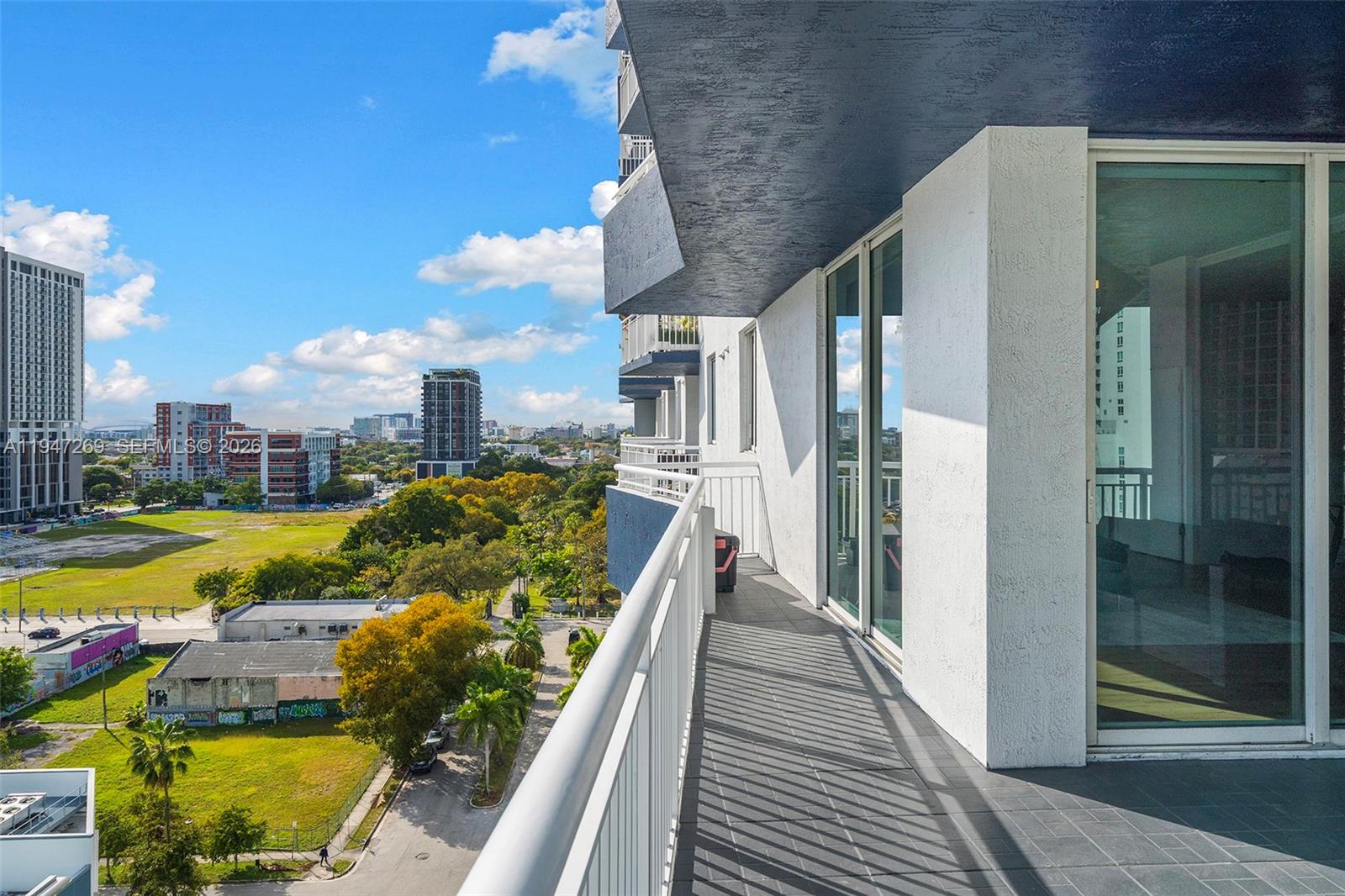 275 Northeast 18th Street, Unit 1207 Miami, FL 33132 - Photo 31 of 42