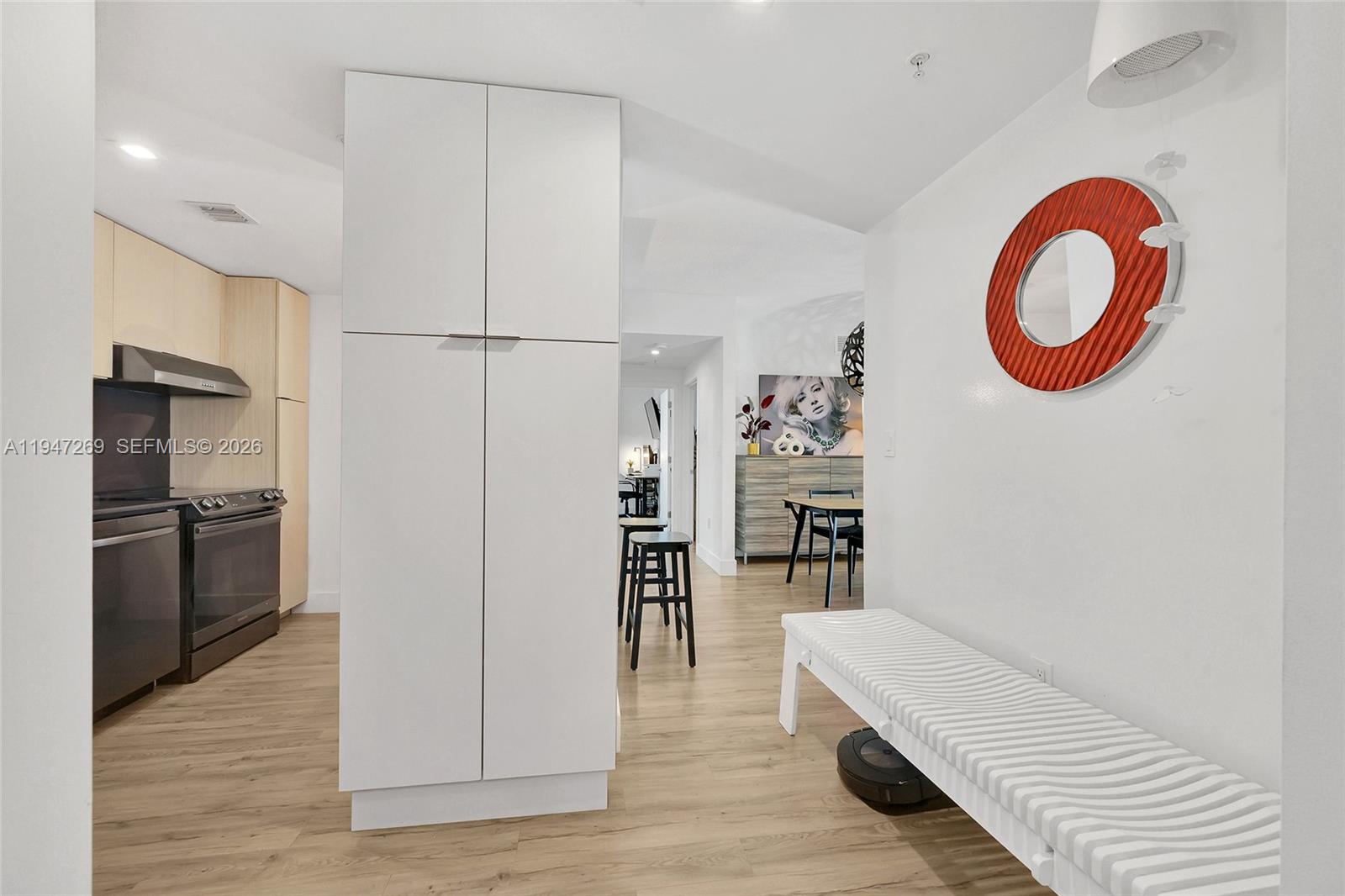 275 Northeast 18th Street, Unit 1207 Miami, FL 33132 - Photo 5 of 31