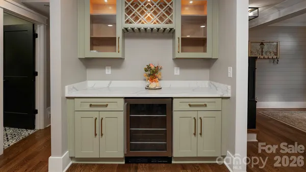 $894,900 | 8219 Starnes Randall Road, Charlotte, NC 28215