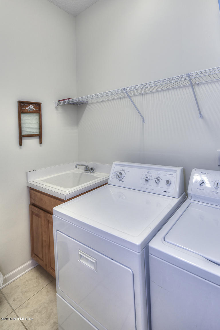 504 Fresh Pond Road Ponte Vedra Beach, FL 32082 - Photo 29 of 45 Laundry Room with sink