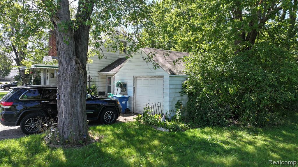 1192 Belsay Road Burton, MI 48509 - Photo 9 of 29 Gallery Image 9