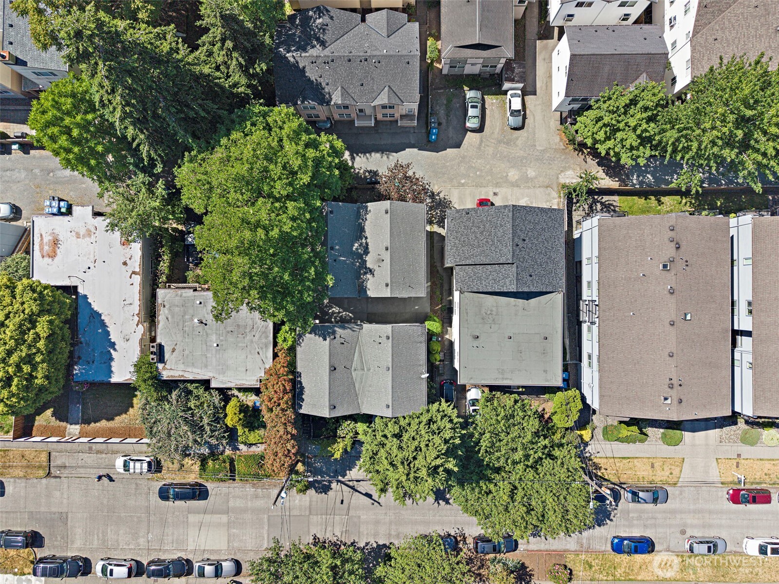 1141 North 93rd Street, Unit B Seattle, WA 98103 - Photo 30 of 30