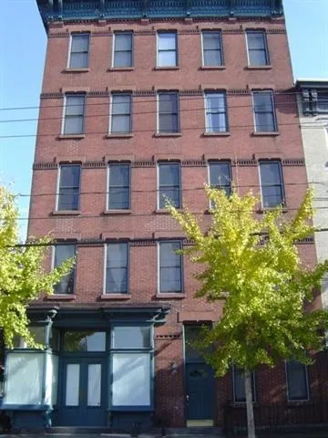 $3,000 | 214 Warren Street, Unit 4B, Jersey City, NJ 07302