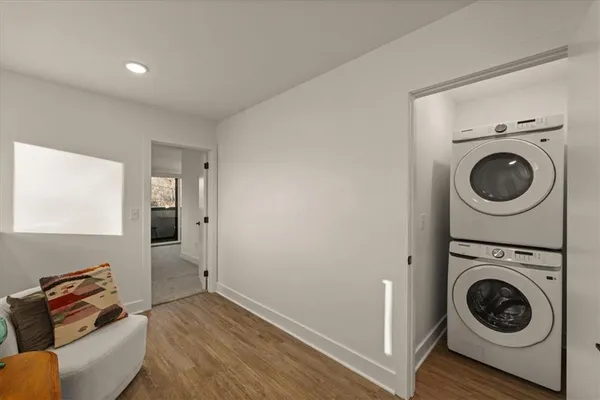 $2,195 | 1221 East 29th Street, Kansas City, MO 64109